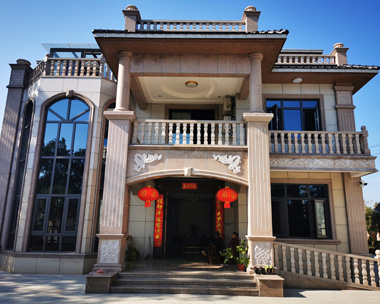 瀏陽(yáng)張女士三層復(fù)式別墅及園林室內(nèi)裝飾施工案例圖欣賞