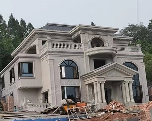 四川資陽(yáng)安岳縣歐式巴洛克風(fēng)格三層高檔別墅施工實(shí)建案例